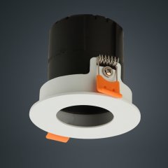 无频闪 高显色 70深防眩天花灯 7W 开孔Ø70mm